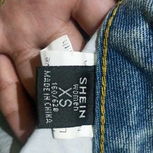 SHEIN Stylish Graphic Jeans