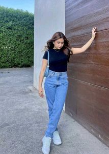 Trendy Mom fit jeans for women🌟