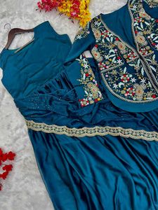 Ethnic Gown For Women&#39;s