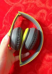 A P4 Headset