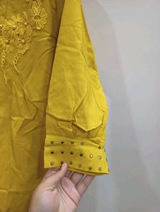 Important Fabric, Yellow Colour