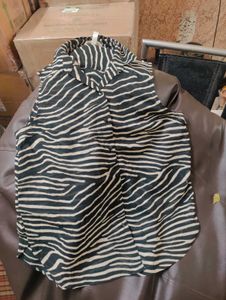 H.M Top