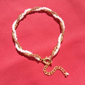 Elegant Golden Beaded Bracelet 💛