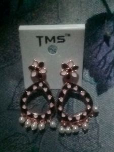 Elegant Floral Drop Earrings