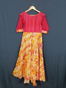 Women Red and Multicolour Printed Kurti