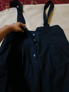 Woman Stylish Black dungree