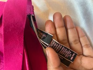 Victoria&#39;s Secret Sports Bra