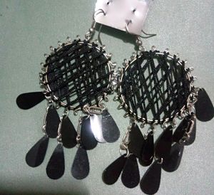 Combo Of Black And White Earrings
