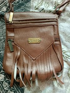 Golden Brown 🤎 Colour Travel Sling Bags✨✨✨✨
