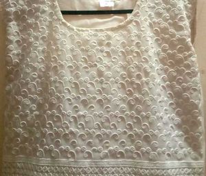 White Embroidered Sleeveless Top/kurta