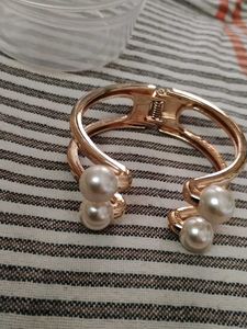 Pearl Golden Bracelet
