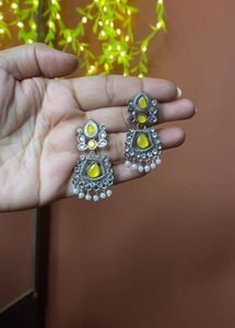 Festive Light Weight Pack of 4 Earrings Set