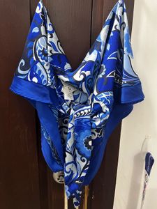 Tie Up Scarf Top