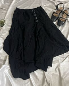 Black Skirt