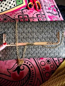 Beautiful Clutches With Golden Chains
