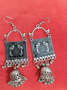 Light Weight earrings