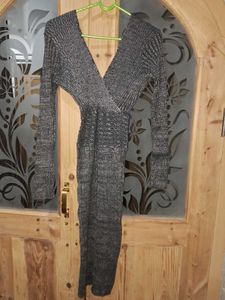 Elegant Gray Knit Midi Dress