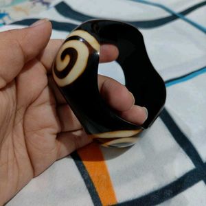 Stylish Bangle