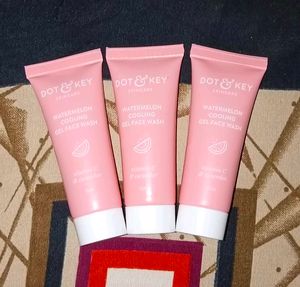 Dot & Key Face Wash