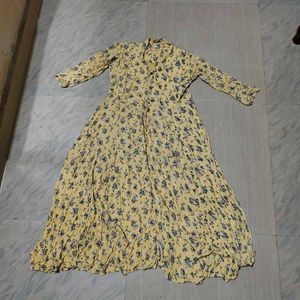 🌼 Elegant Yellow Floral Maxi Dress 🌼