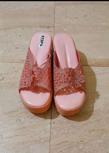 Pretty Pink Wedges/Heels🌸