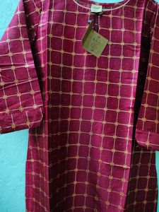 Maroon Kurti
