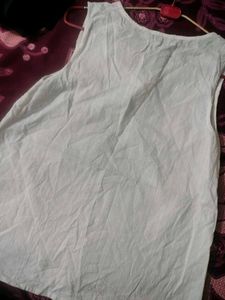 Women White Top