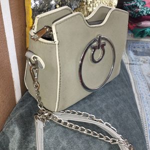 lLeather bag with a very good condition