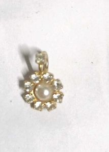 4 Pendent Each For 50 Rs