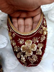 Traditional Embroidered Juttis
