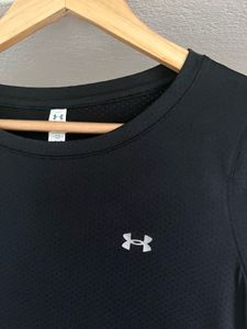 Under Armour Active Wear