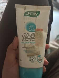 Joy Facewash Ph 5.5