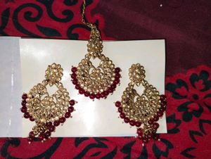 earrings with mangtika red