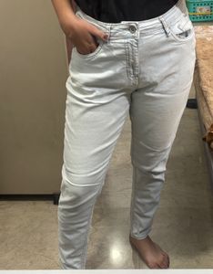 Light Wash Denim Jeans