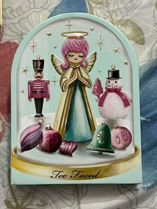 Too Faced Eyeshadow Palette