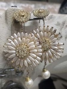 Vintage Floral Pearl Earrings