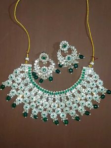 Elegant Green Jewelry Set