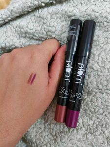 💜🤎Combo Of Plum Twist &amp; Go Matte Lipsticks