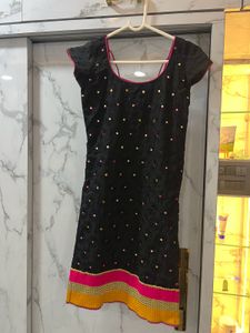 Black Embroidered Stitched Kurta