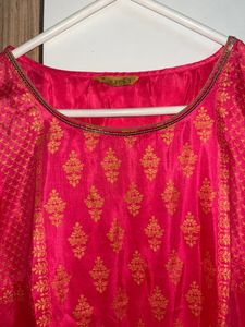 Pink &amp; Gold Printed Kurti