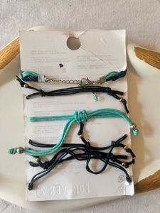 FOREVER 21 Bracelet Set