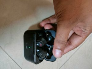 Boat 101 Earbud For Sell