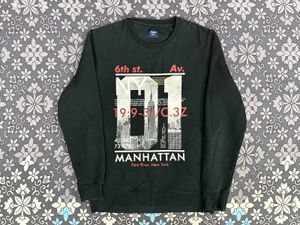 Manhattan Graphic Sweatshirt