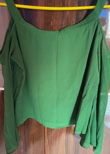 Green Off-Shoulder Bell Sleves Top