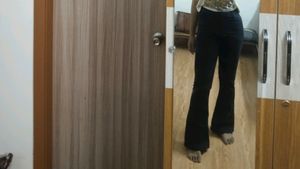 Zudio Flared Black Jeans