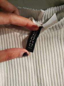 H&amp;M White Crop Top