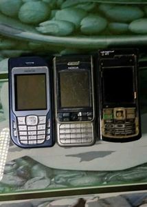 Vintage Nokia Keypad Mobile
