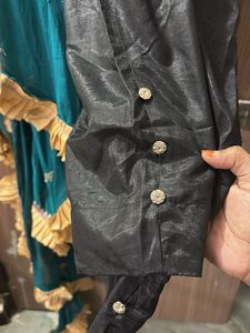 Pakistani suit