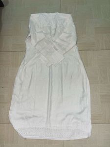 Elegant White Embroidered Kurti Set