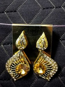 Elegant Gold Earrings